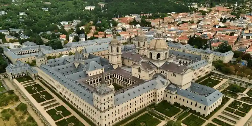 Study in Rome: The Ultimate Guide to Scholarship, Live, Learn & Grow