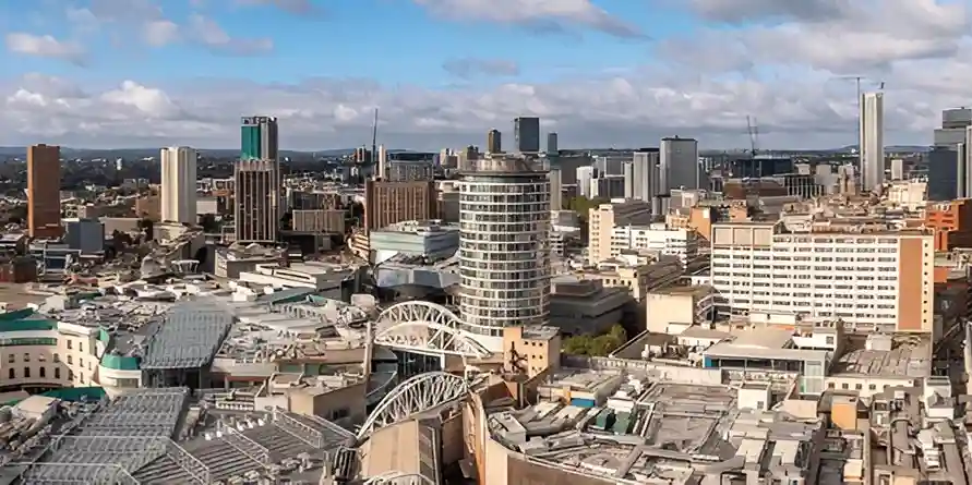 Study in Glasgow: The Ultimate Guide to Scholarship, Live, Learn & Grow