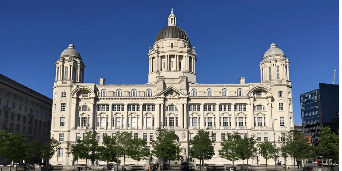 Study in York: The Ultimate Guide to Scholarship, Live, Learn & Grow