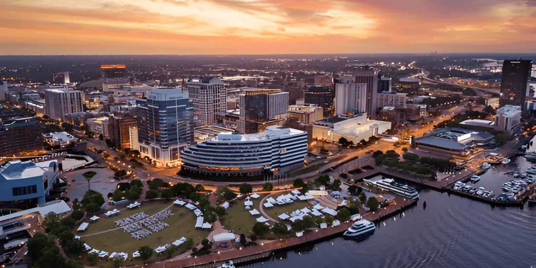 Study in Exeter: The Ultimate Guide to Scholarship, Live, Learn & Grow