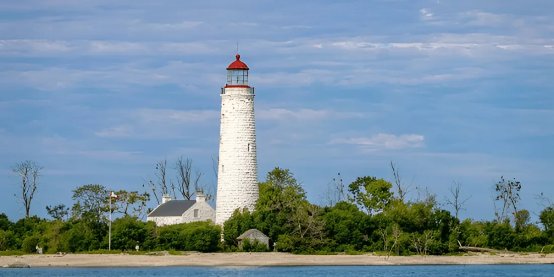 Study in Plymouth: The Ultimate Guide to Scholarship, Live, Learn & Grow