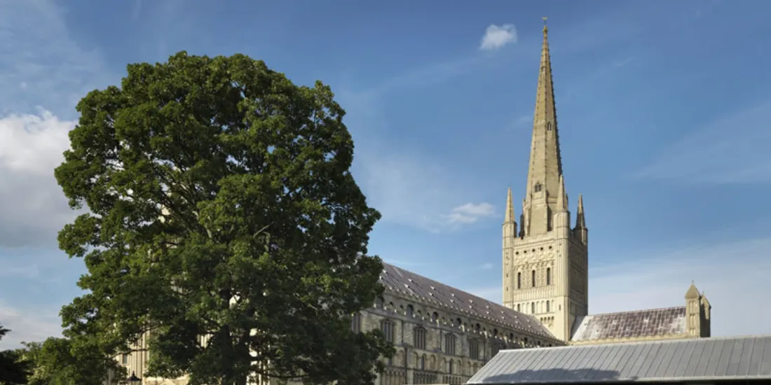 Study in Derby, UK: The Ultimate Guide to Scholarship, Live, Learn & Grow